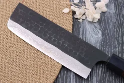 Couteau nakiri japonais artisanal Nao Yamamoto Damas AS brut de forge 16,5cm