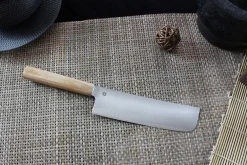 Couteau nakiri japonais Shizu Hamono Yuri 17.5cm manche clair
