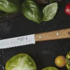 Couteau Opinel n°113 cranté manche en hêtre lame 10cm