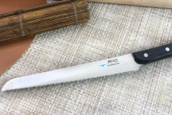 Couteau à pain japonais MAC Chef lame dentelée 22cm