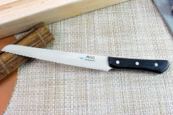 Couteau à pain japonais MAC Chef lame dentelée 22cm