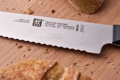 Couteau à pain ZWILLING Gourmet 20cm manche riveté