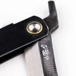 Couteau pliant Higonokami 670 acier carbone manche noir gravé 12cm en acier