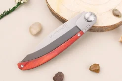 Couteau pliant Le Coq Français Bordeaux Red Heart artisanal manche bois rouge 11,5cm + étui