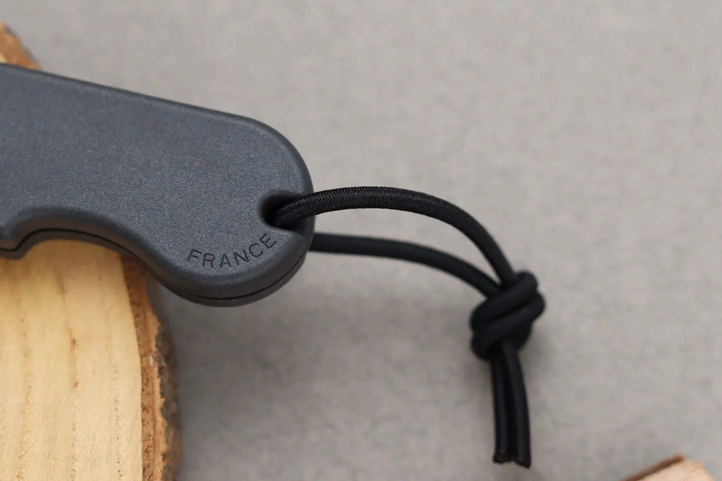Couteau pliant Skult français éco-responsable La Vague manche gris 10cm
