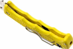 Couteau pliant Spyderco Assist C79PSYL semi-denté manche en nylon/fibre de verre jaune 12,4cm