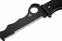 Couteau pliant Spyderco Assist C79PSBBK lame noire dentée manche en nylon/fibre de verre noir 12,2cm