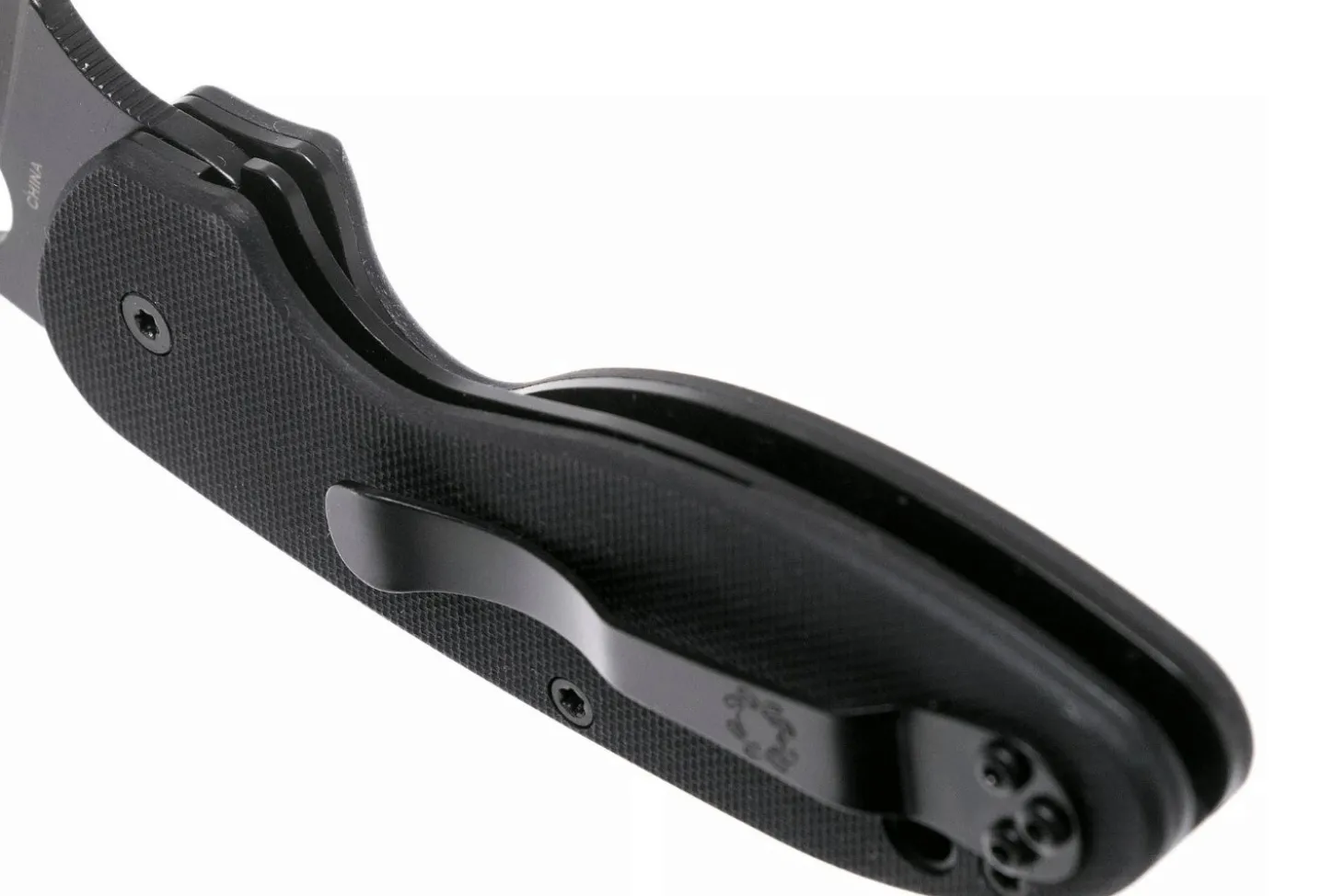 Couteau pliant Spyderco Efficient C216GPSBBK manche en G10 lame semi dentée noire 10,4cm
