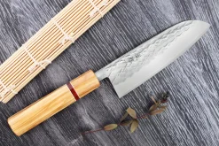 Couteau santoku 16,5cm japonais artisanal Yuzo SLD olivier et sequoia