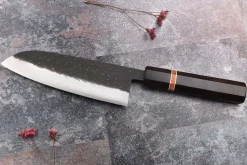 Couteau santoku 16,5cm japonais artisanal Yuzo Black SLD ébène et cognassier