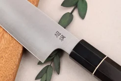 Couteau santoku 19,5cm japonais artisanal Sukenari ZDP-189 San Maï manche en ébène