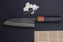Couteau santoku 16,5cm japonais artisanal Masashi Yamamoto SLD Kuro damas
