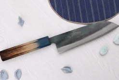 Couteau santoku 16,5cm japonais artisanal Yoshihiro Rugged Black