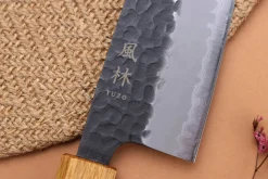 Couteau santoku 16,5cm japonais artisanal Yuzo Black AS chêne brûlé