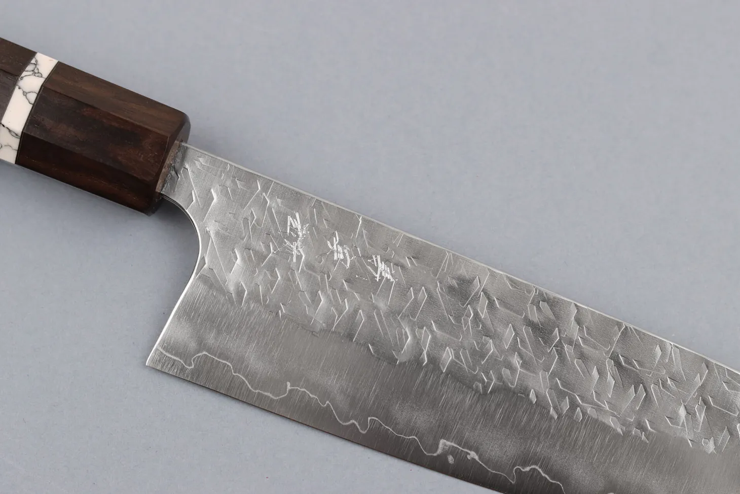 Couteau santoku 16,5cm japonais artisanal Yoshimi Kato Hyo SG2