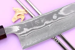 Couteau santoku 16,5cm japonais artisanal Yuzo Kanko Damas SG2
