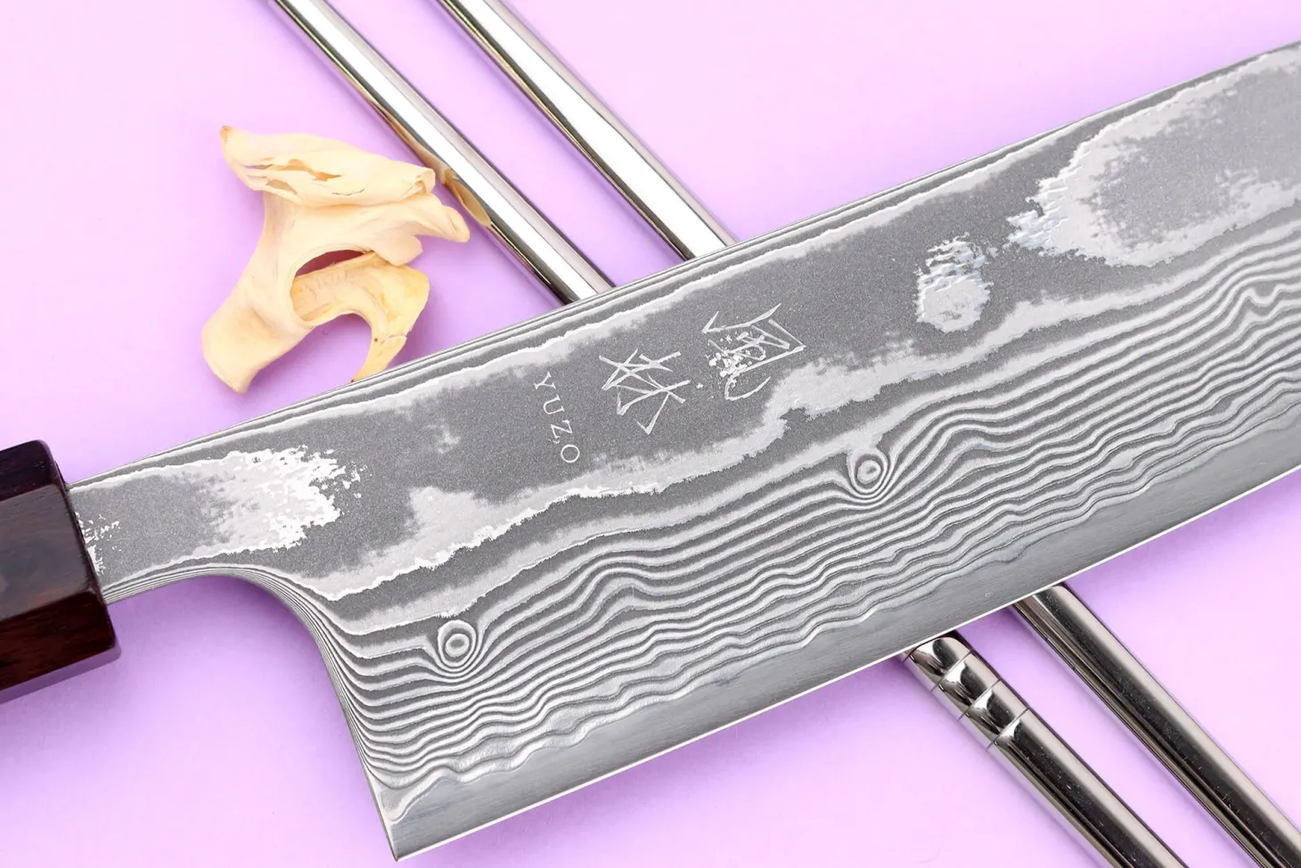 Couteau santoku 16,5cm japonais artisanal Yuzo Kanko Damas SG2