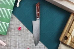 Couteau santoku japonais artisanal Masutani 16.5cm martelé