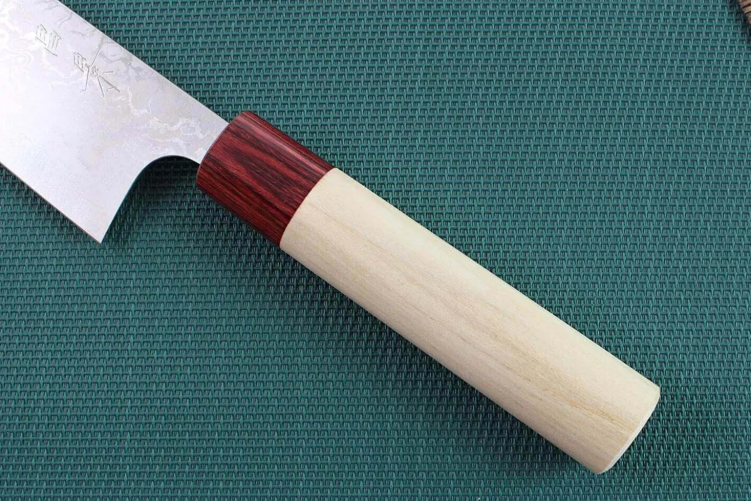 Couteau santoku japonais artisanal Masakage Kiri 16.5cm damas 49 couches
