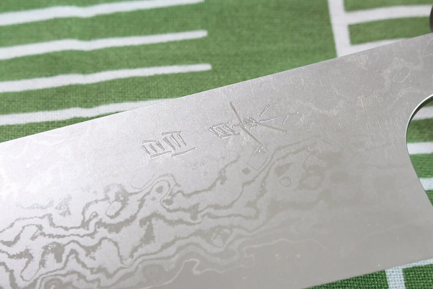 Couteau santoku japonais artisanal Masakage Kiri 16.5cm damas 49 couches