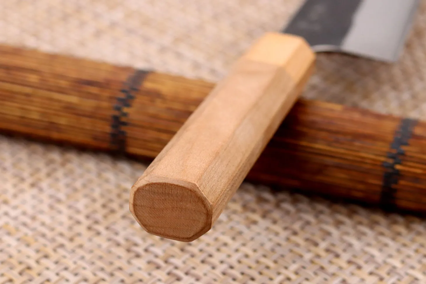 Couteau santoku japonais artisanal Yoshimi Kato AS Brut 16,5cm
