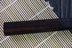 Couteau santoku japonais artisanal Takeshi Saji R2 Nickel Damas 18cm