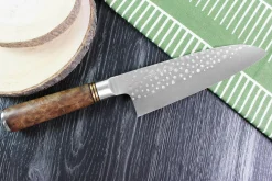 Couteau santoku japonais artisanal forgé Takeshi Saji R2 Tsuchime 16,5cm