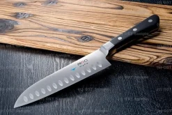 Couteau santoku japonais MAC Professional alvéolé 17cm