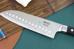 Couteau santoku japonais MAC Professional alvéolé 17cm
