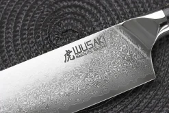 Couteau santoku Wusaki Sakin Damas 10Cr 17cm manche en fibre de carbone et feuille d'or