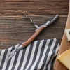 Couteau sommelier Forge de Laguiole manche en cep de vigne finition satinée