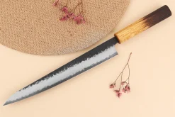 Couteau sujihiki 24cm japonais artisanal Yuzo Black AS chêne brûlé