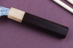 Couteau universel japonais artisanal martelé Yu Kurosaki senko 13cm acier SG2