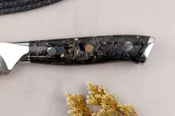 Couteau universel Wusaki Sakin Damas 10Cr 15cm manche en fibre de carbone et feuille d'or
