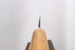 Couteau yanagiba 24cm artisanal japonais Tsunehisa AUS-8 manche en chêne