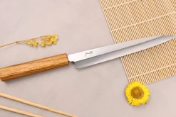 Couteau yanagiba 21cm artisanal japonais Tsunehisa AUS-8 manche en chêne