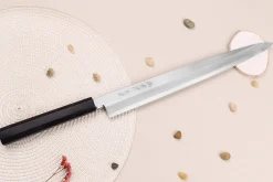 Couteau yanagiba japonais artisanal 33cm Sakai Takayuki Byakko manche en ébène + étui