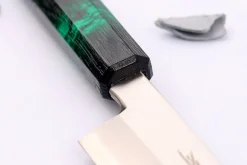 Couteau yanagiba japonais 21cm Sakai Takayuki Nanairo manche en résine laqué vert