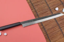 Couteau yanagiba kiritsuke 30cm japonais artisanal Hatsukokoro Shirasagi manche en ébène