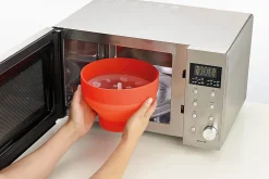 Cuiseur à popcorn pliable Lékué pour micro-ondes