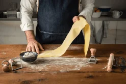 Emporte pièce à raviolis Marcato - Motif étoile 65mm