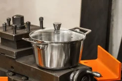 Faitout Cristel 1826 en acier inoxydable 18/10 brossé + couvercle en verre bombé