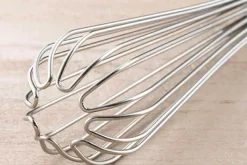 Fouet de cuisine étroit Kai Slim 22,8cm en acier inoxydable 18/8