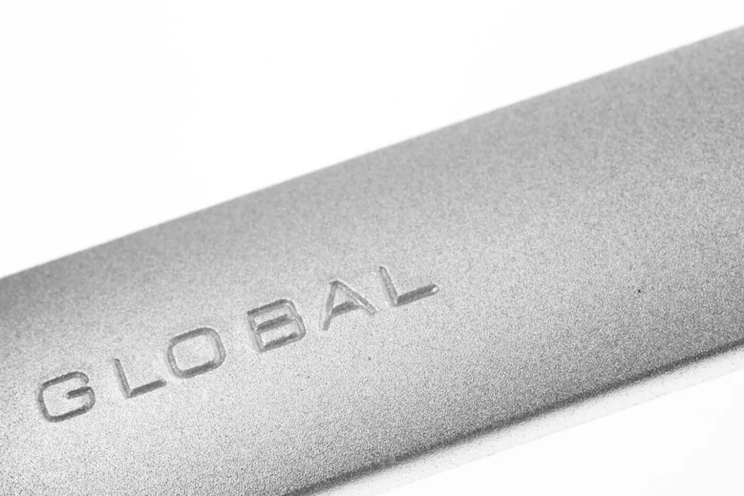 Fusil à aiguiser Global G39 mèche ovale diamantée 30cm