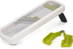 Mandoline Joseph Joseph Multi-Grip Plus avec poussoir et poignée pliante