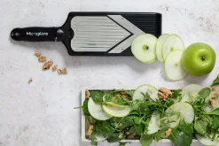 Mandoline Microplane en V double fonctions avec protège doigts