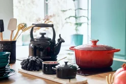 Mini cocotte ronde en céramique Le Creuset 10cm Noir Onyx