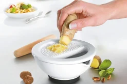 Mortier en porcelaine Gefu Suri avec râpe intégrée - Diamètre 13,5cm
