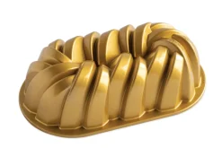 Moule à cake Nordic Ware torsadé gold en fonte d'aluminium
