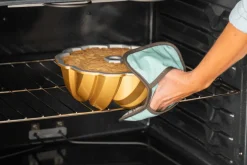 Moule à gâteau Nordic Ware Bundt Torsadé gold en fonte d'aluminium diamètre 27cm